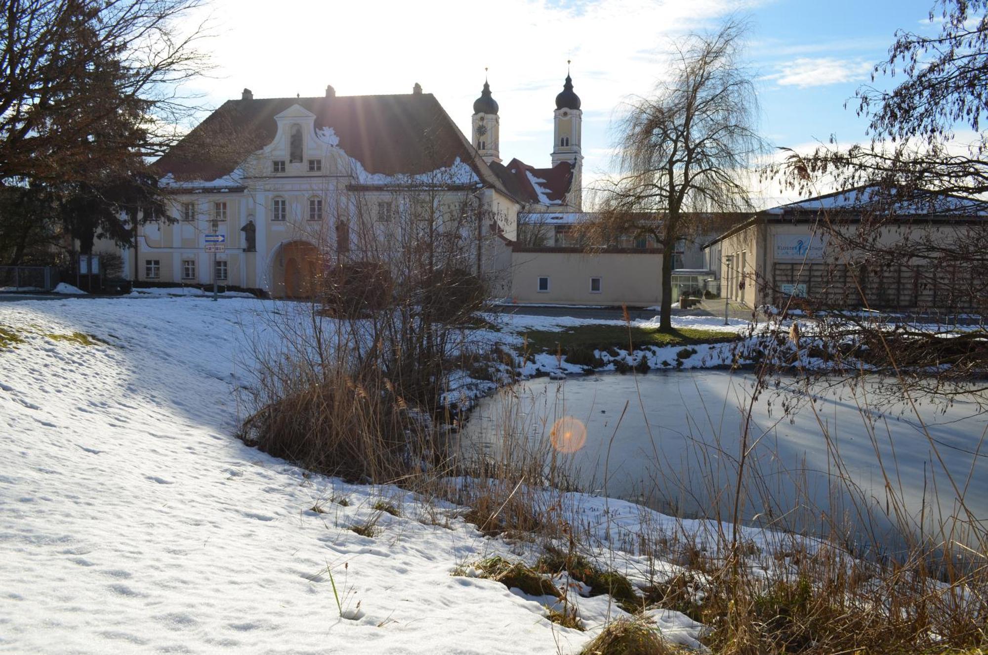 Klostergasthof Roggenburg Exteriör bild
